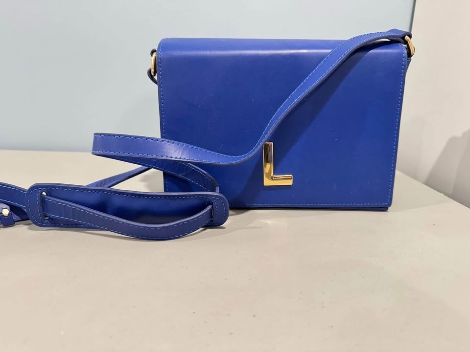 Brand new in box - Dr. Liza Shoulder Bag Purse - photo 2