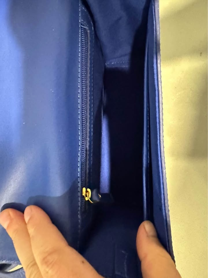 Brand new in box - Dr. Liza Shoulder Bag Purse - photo 3