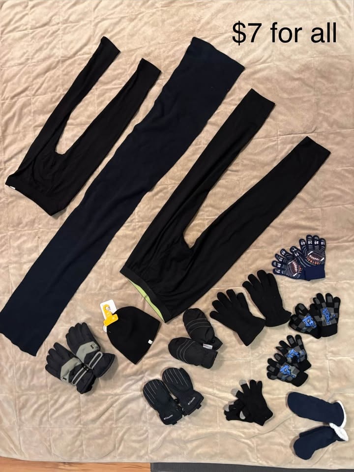 Boys size 6 - 10 winter items - photo 5