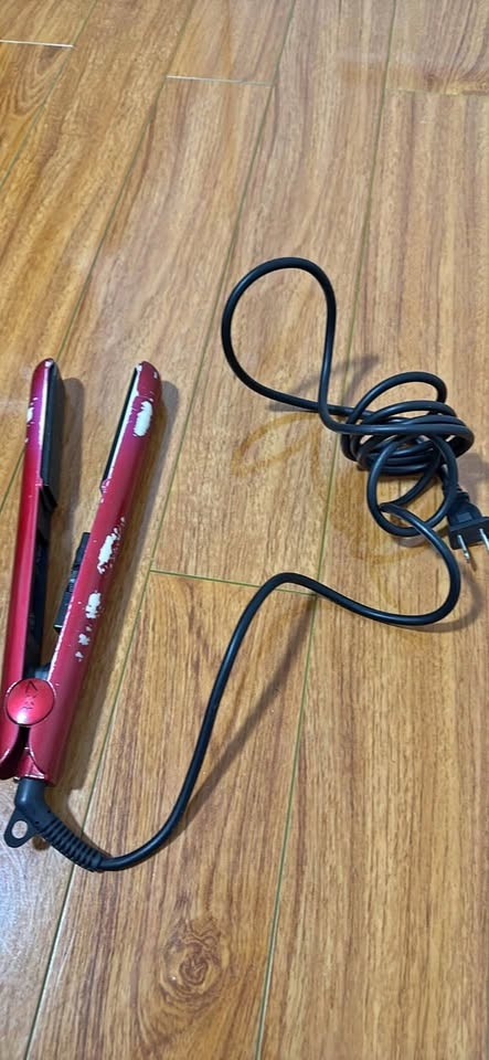 Red Hair Straightener