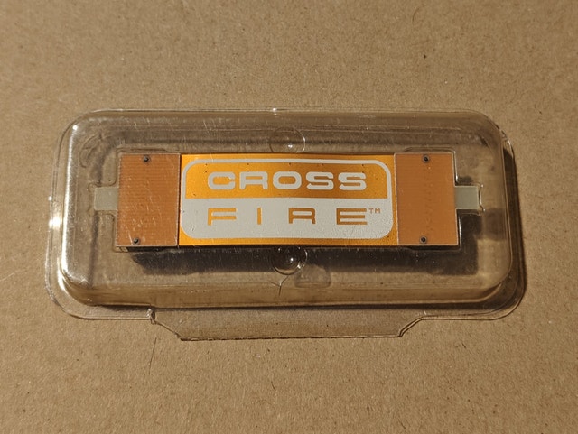 Cross Fire - 2 x GPU Connector SLI