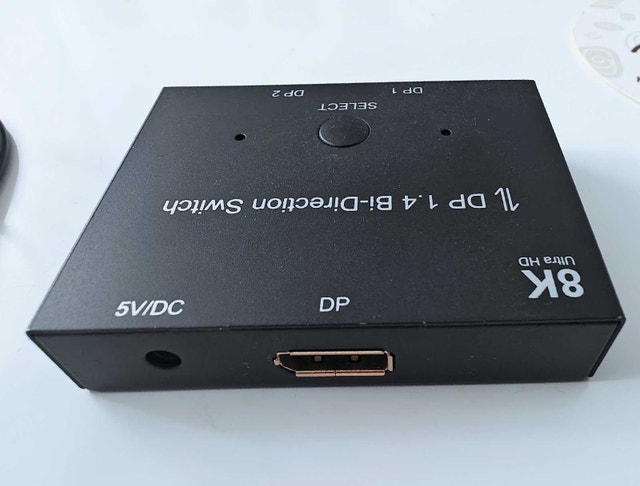 Display Port - Bi-directional Switch 8K Ultra HD, USB Powered - photo 4