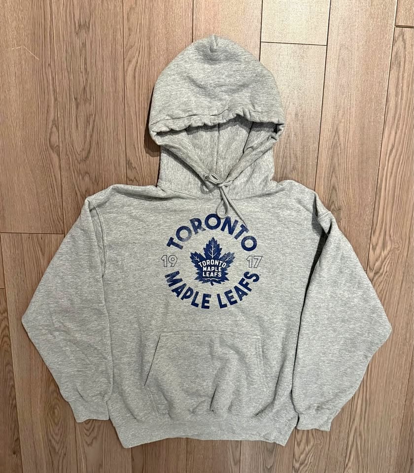 47 Brand Toronto Maple Leafs Hoodie Size Large