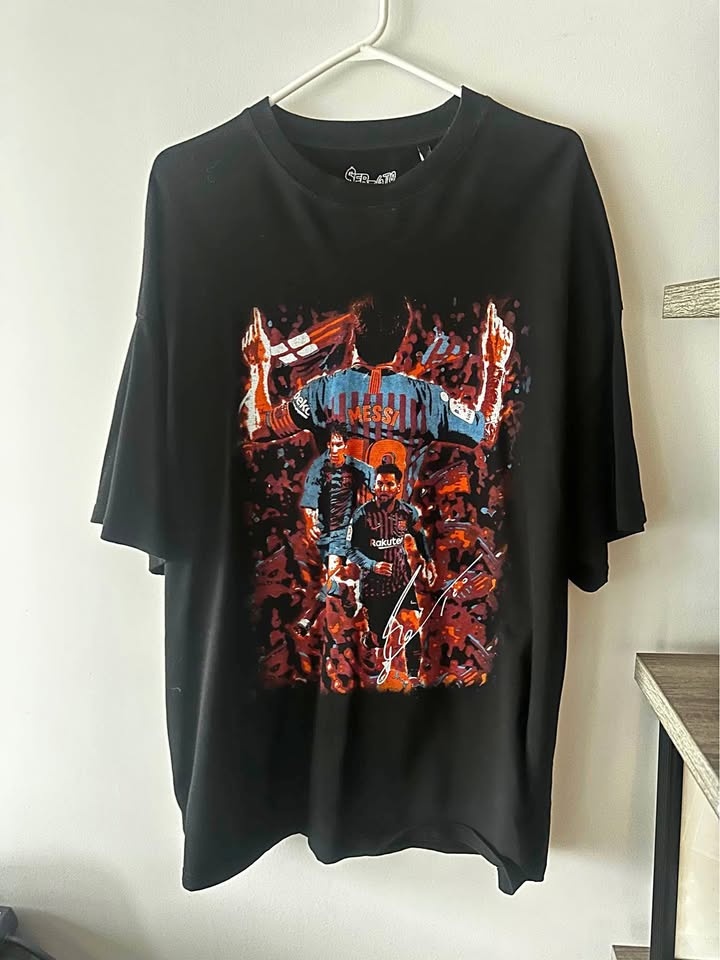 Lionel Messi Graphic Tee Size L