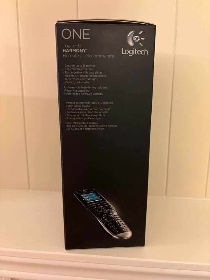 Logitech Harmony Remote, Color Touch Screen, Rechargeable - photo 4
