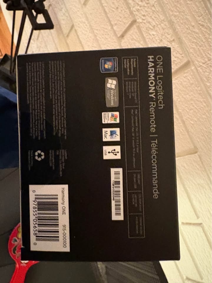 Logitech Harmony Remote, Color Touch Screen, Rechargeable - photo 5