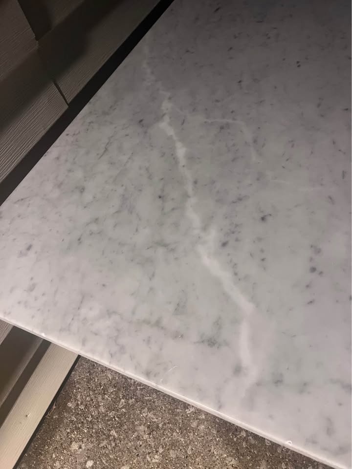 Granite countertop 6ft x 30in - photo 2