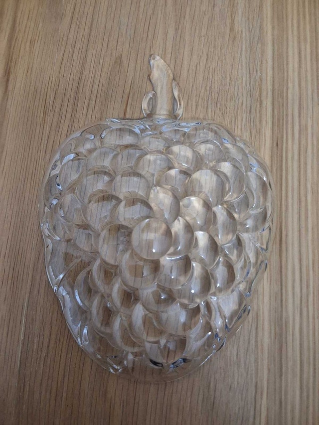 Vintage Glass Grapes Dish - photo 3