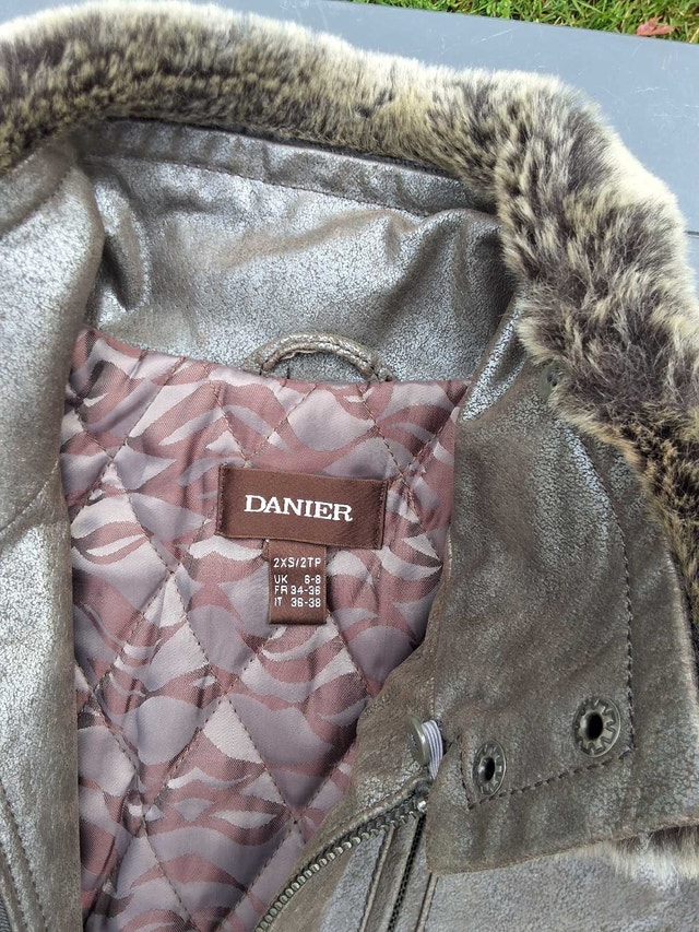 Womens Leather Coat - New - photo 2