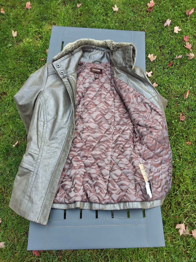 Womens Leather Coat - New - photo 4