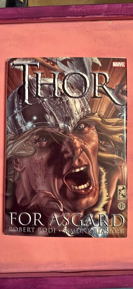 Marvel- Thor hardcover comics book