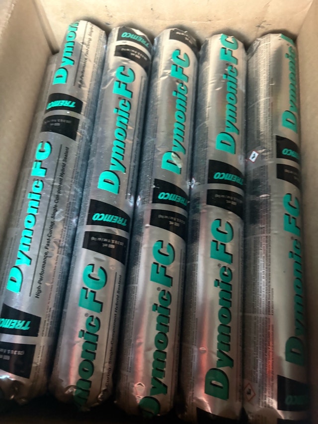 Tremco Dymonic FC Sealant - photo 2