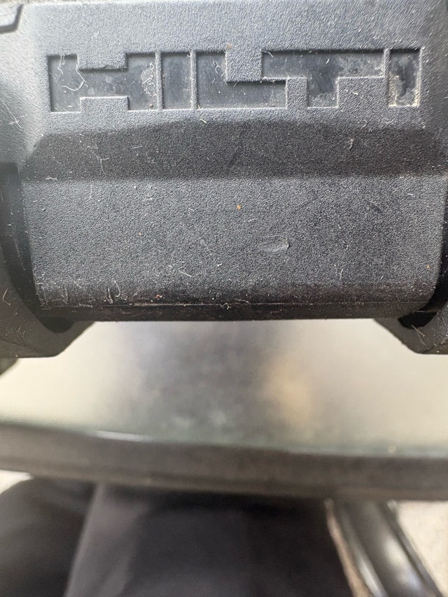Hilti C4-22 Battery Charger