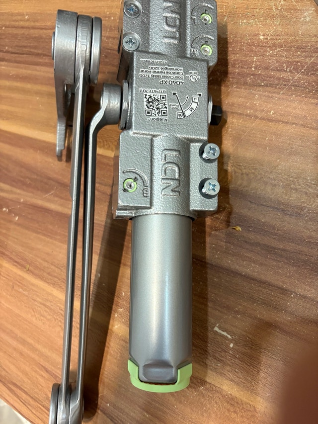 LCN Door Closer - photo 2