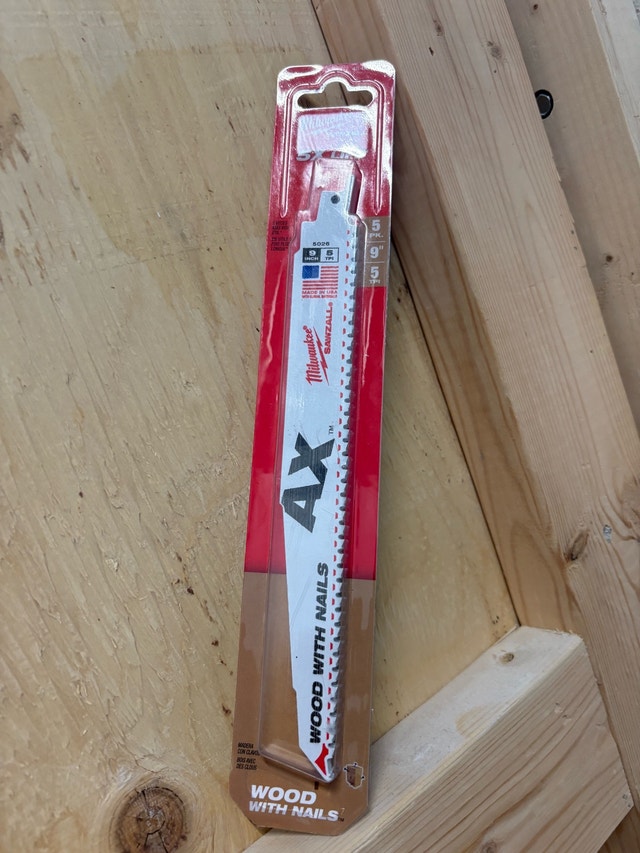 Milwaukee Sawzall Blade - photo 4