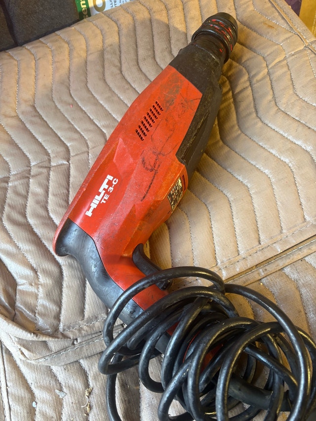 Hilti TE 3-C Drill - photo 4