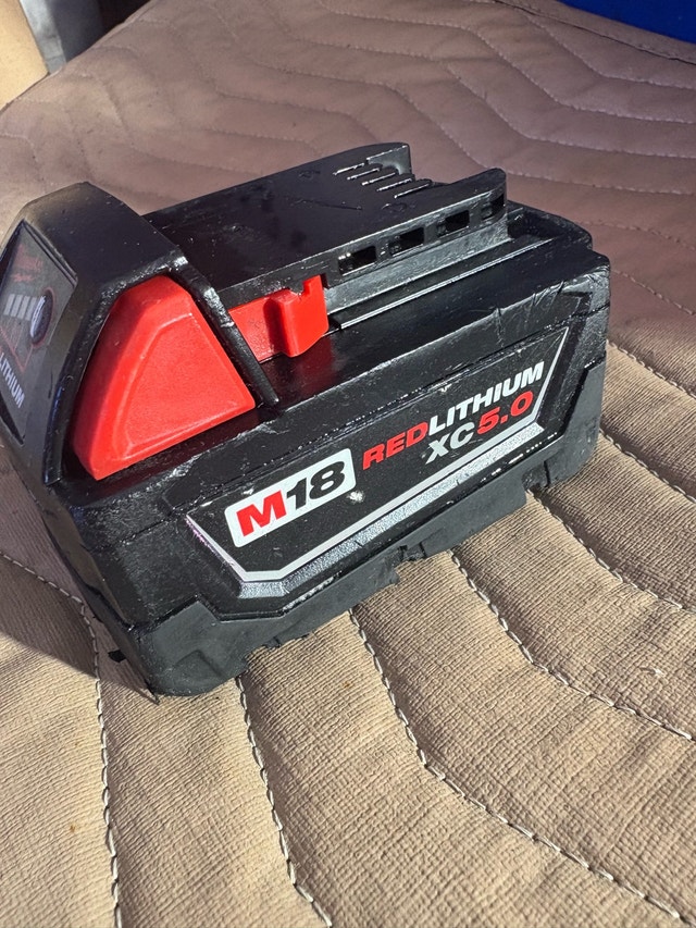 Milwaukee M18 Battery - photo 5
