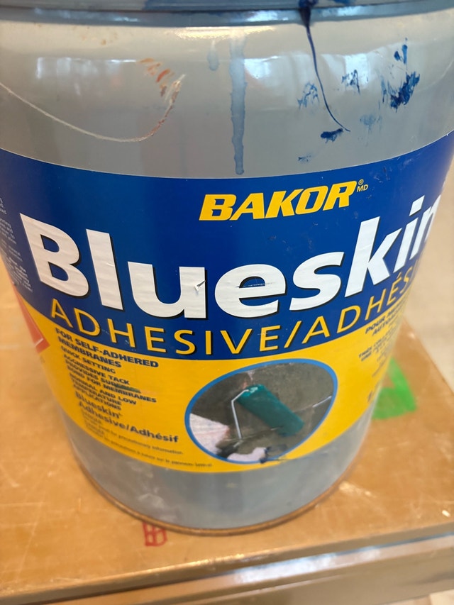 Bakor Blueskin Adhesive - photo 4