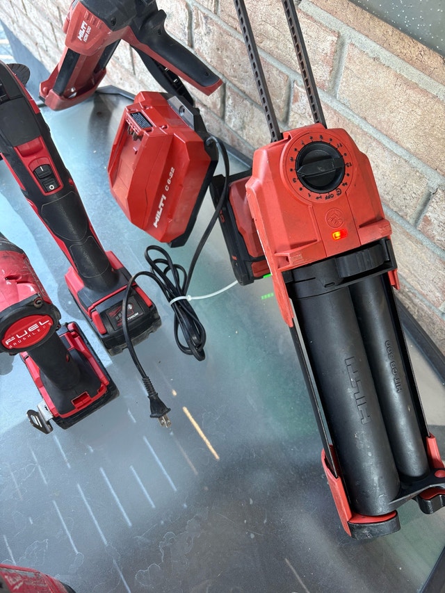Hilti HDE 500-A22 Dispenser