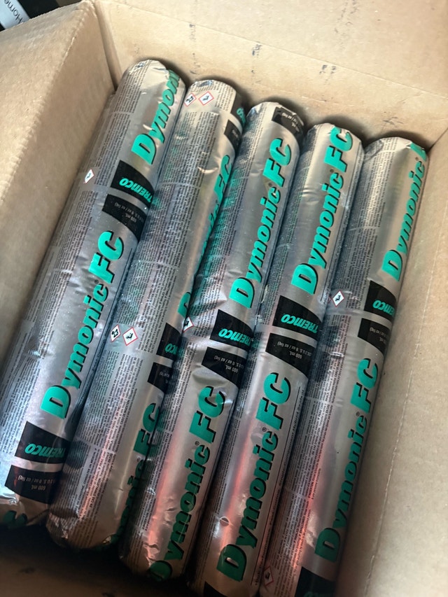 Tremco Dymonic FC Sealant