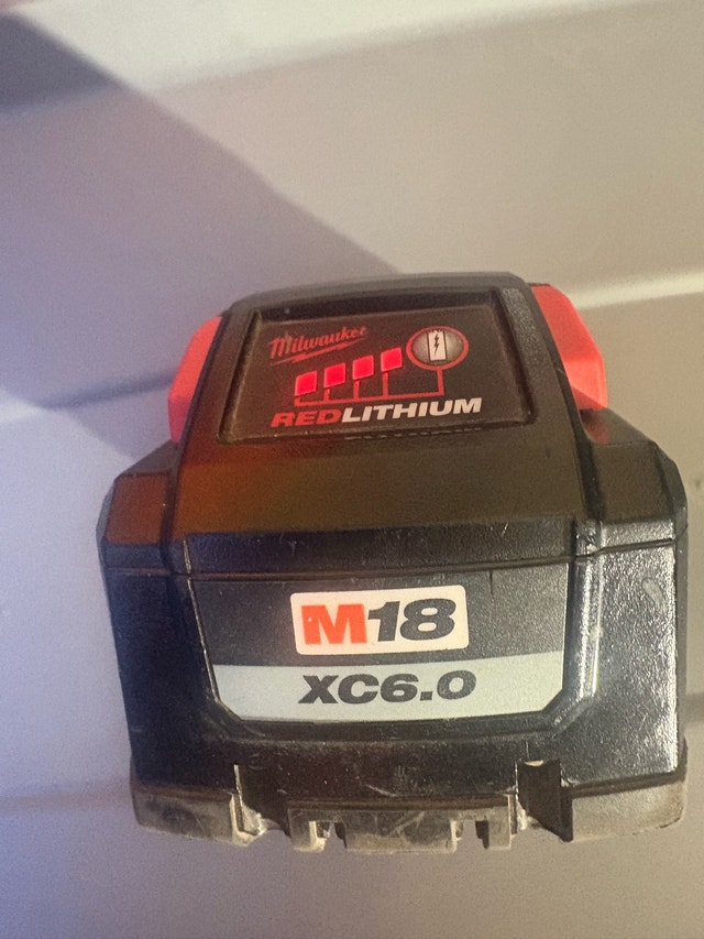 Milwaukee M18 XC6.0 Battery - photo 4