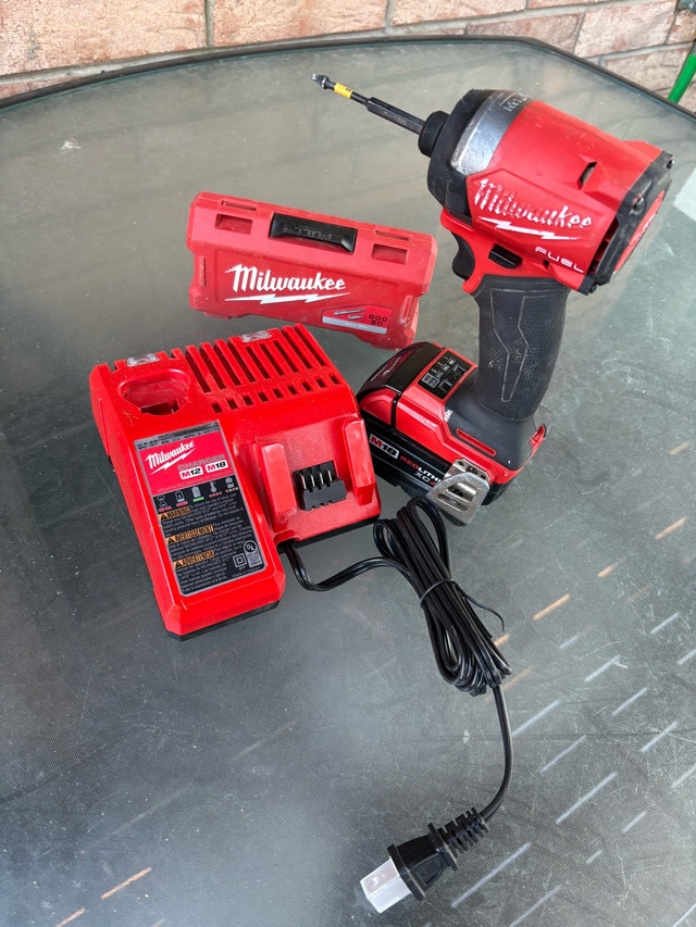 Milwaukee Impact Driver - photo 4