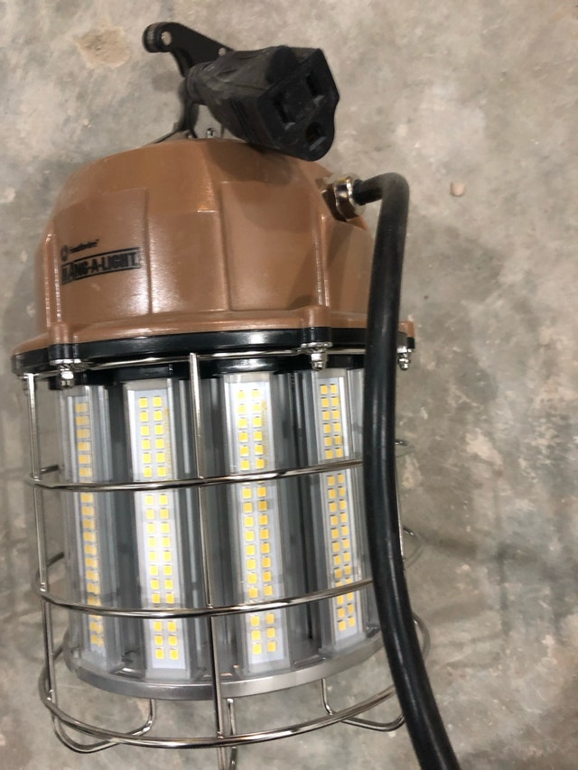 Southwire Hang-A-Light - photo 3