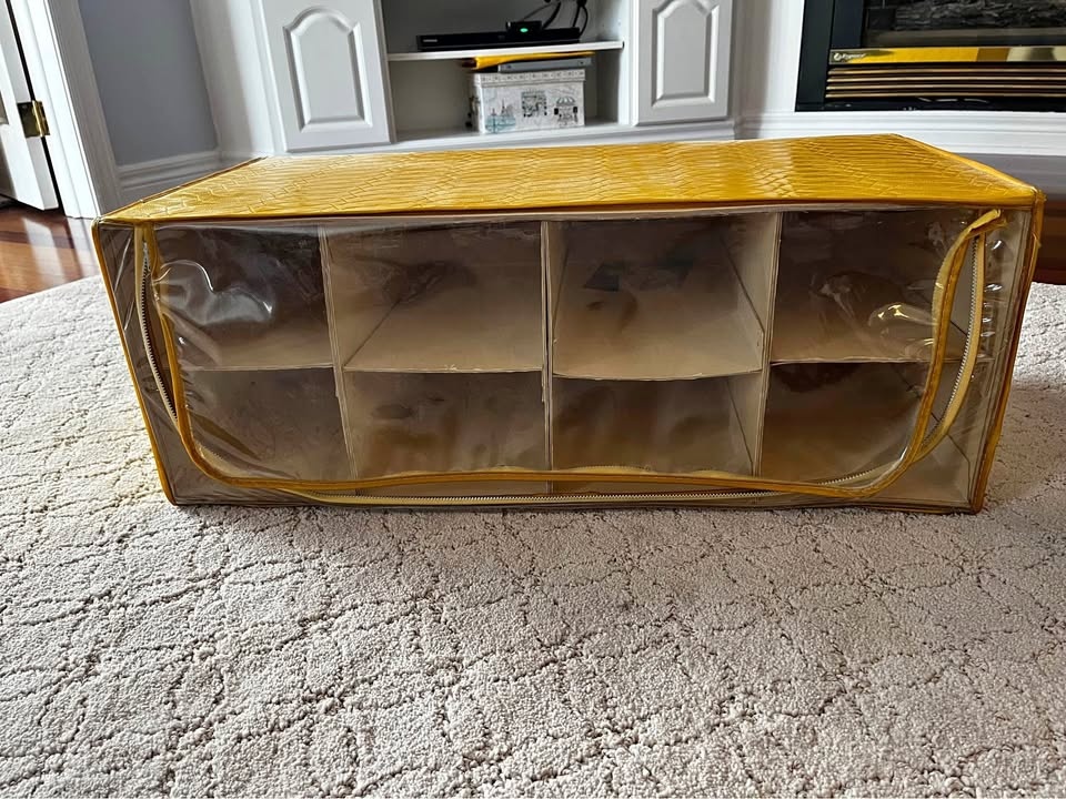 Shoe Organizer with 8 compartments