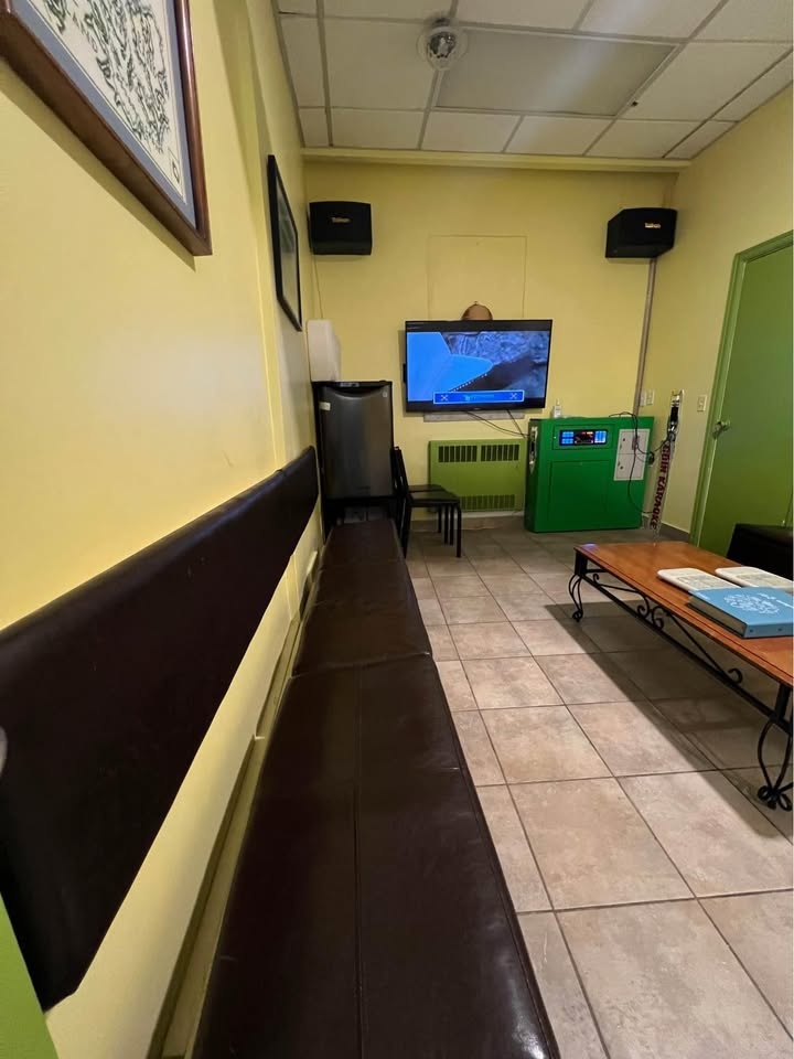 Private karaoke room for Small Party Or Gathering