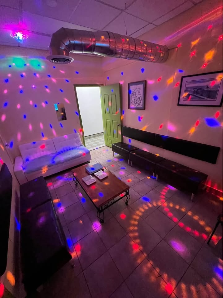 Private karaoke room for Small Party Or Gathering - photo 2