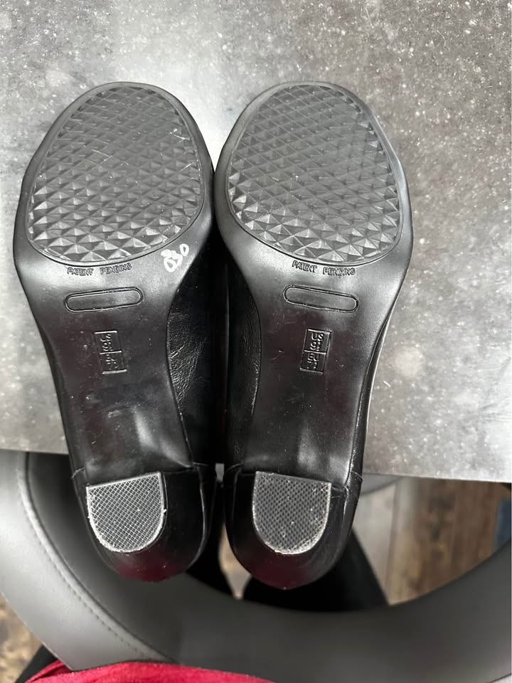 Aerosoles black heeled shoe - photo 5
