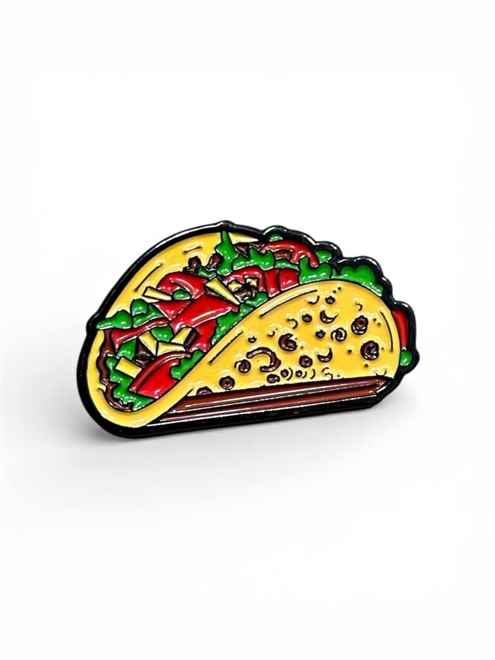 Taco golf ball marker