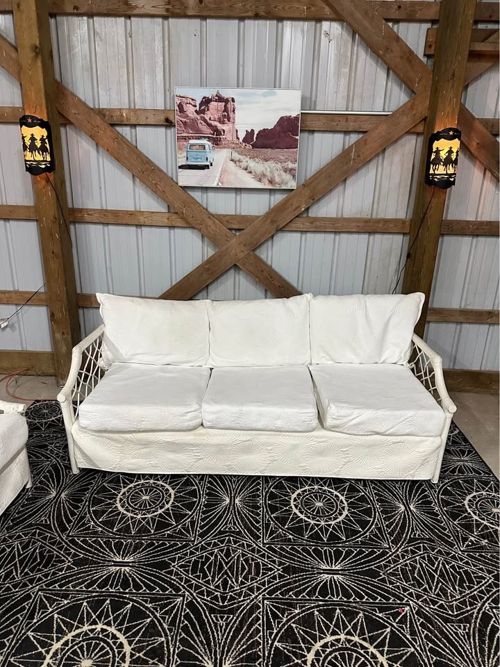 Vintage White Boca Rattan 3+2 Sofa and Loveseat - photo 3