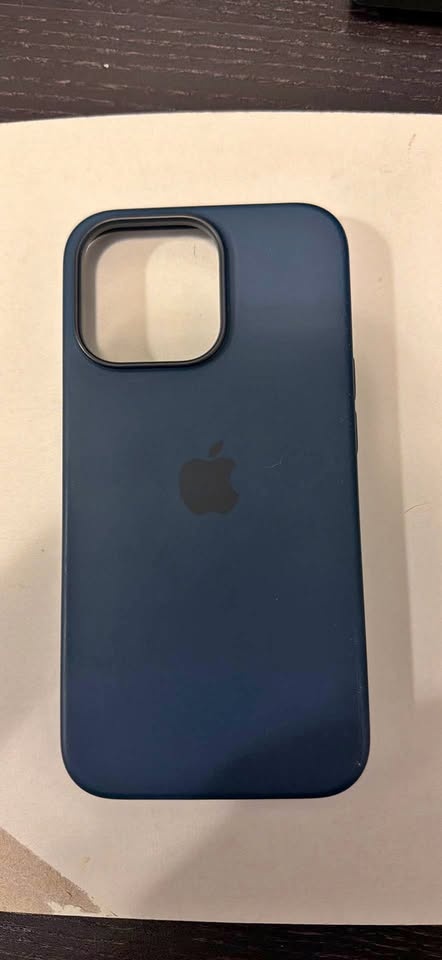 iPhone 13 Pro Silicone Case with MagSafe- Blue