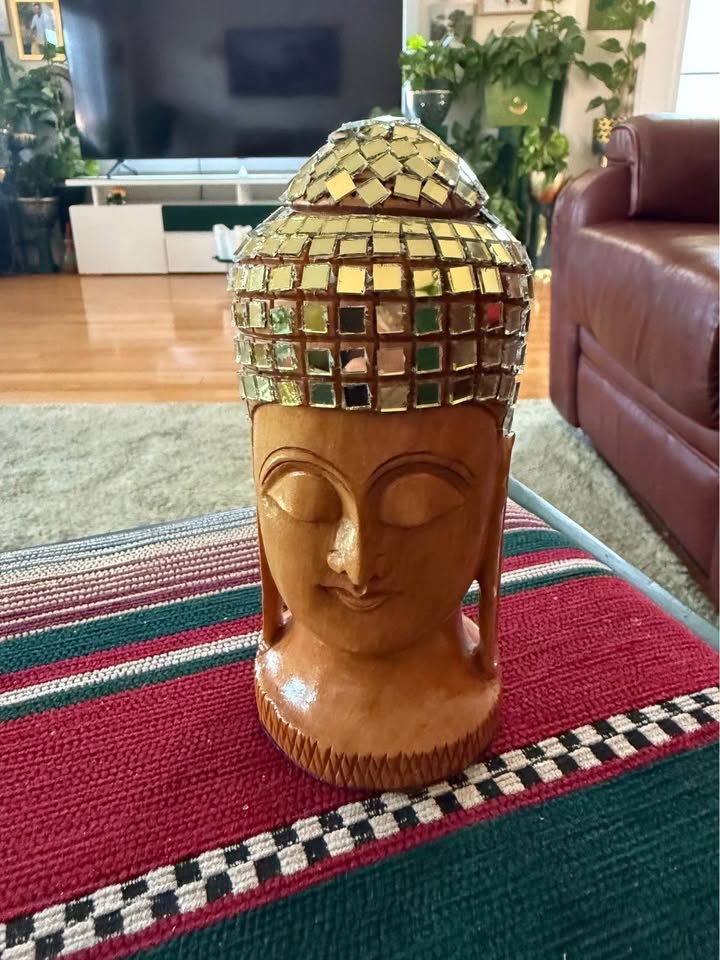 This is the Buda and he's not trying to show off
