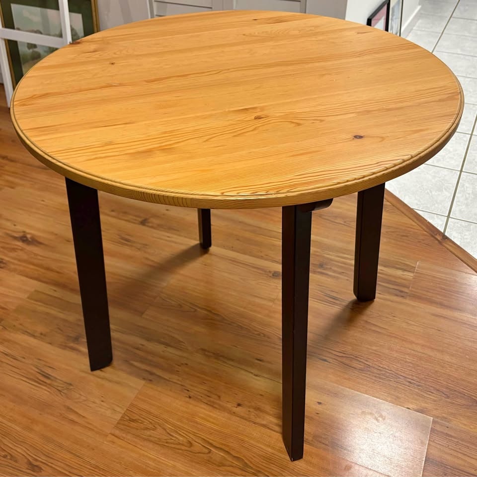 Round Solid Wood Table, 85cm/33.5 in