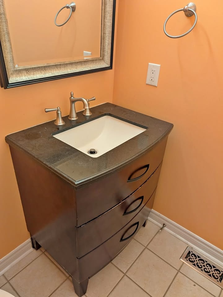 Powder Room Bathroom Vanity with Undermount Sink + Faucets