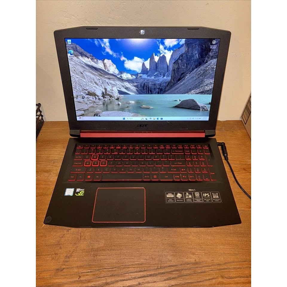 Acer Nitro 5 AN515 Laptop 15.6" Core i5-8th GTX 1050