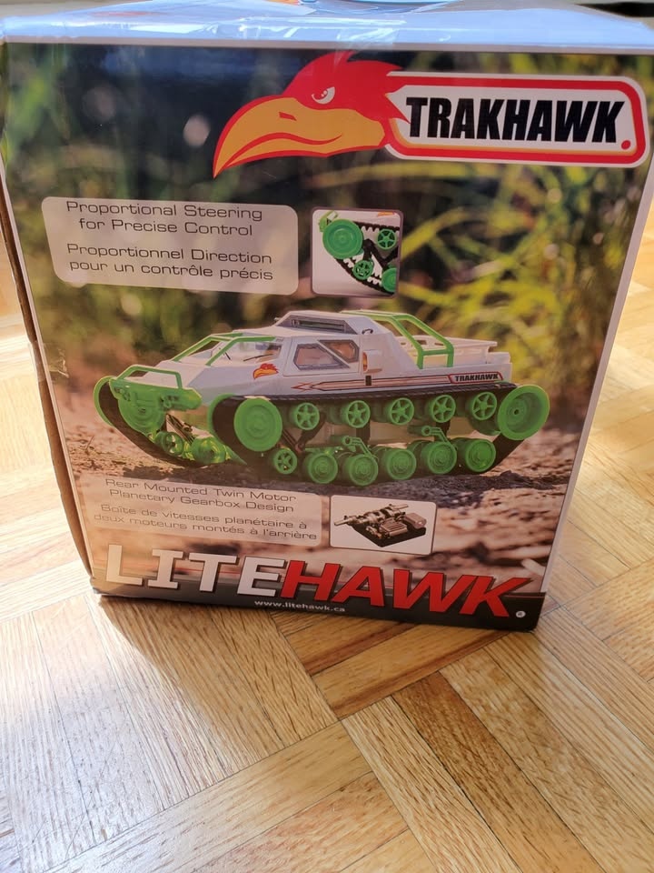 LiteHawk TrakHawk RC Tank- White/Green - photo 5