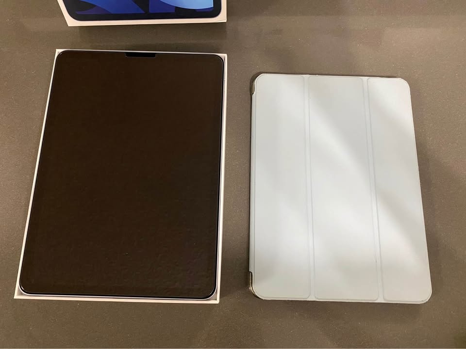 iPad Air 4th Gen - photo 4