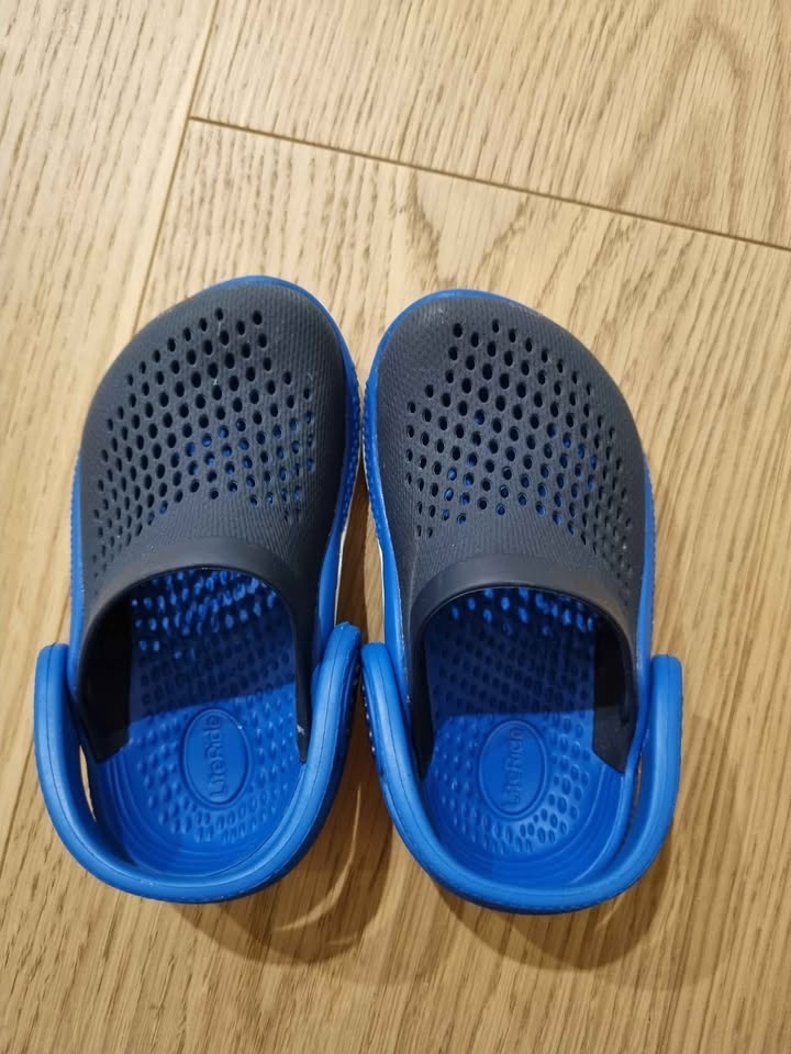 EEUC toddler Crocs c6 - photo 2