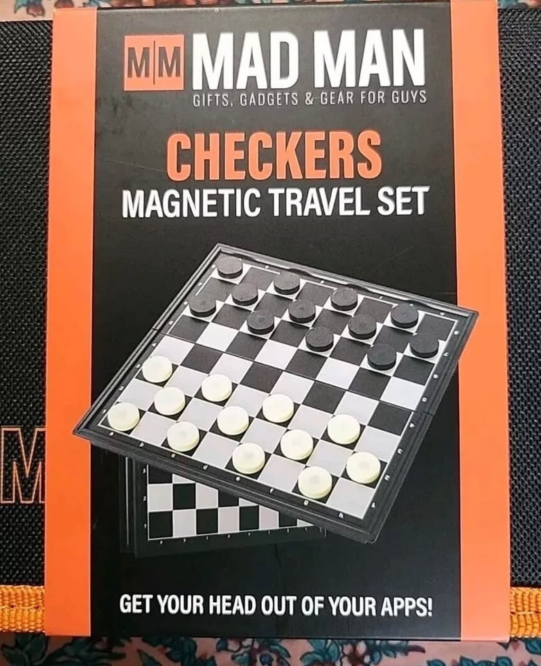 Mad Man Checker Magnetic Travel Set - photo 5
