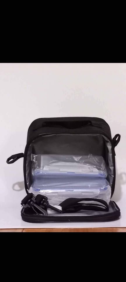 BLACK CLASSIC SNACK BAG With IRIS CONTAINERS - photo 5