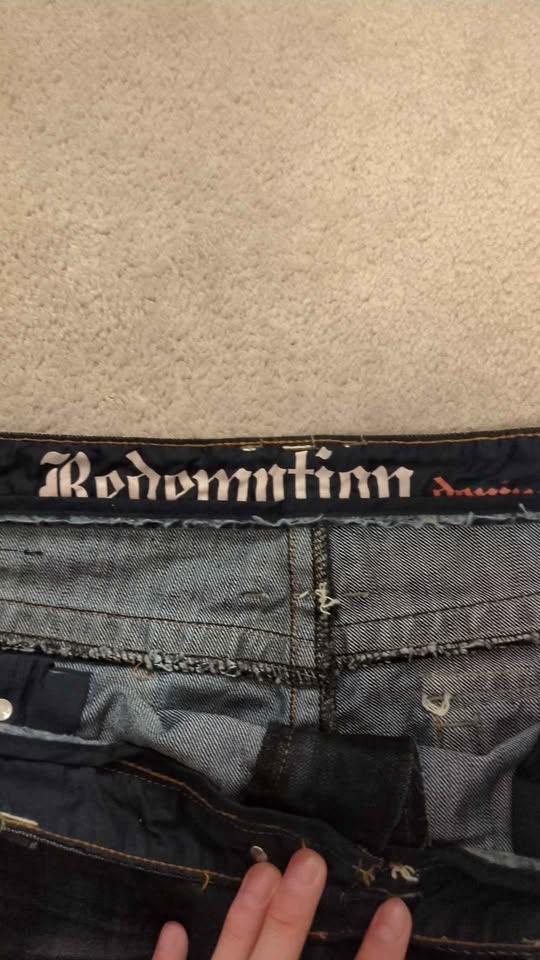 Redemption jeans - WILL LOWER PRICE IF ASKED NEED GONE ASAP - photo 3