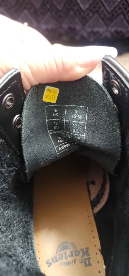 Mens Dr. Martens 1460 eye Boot - photo 2