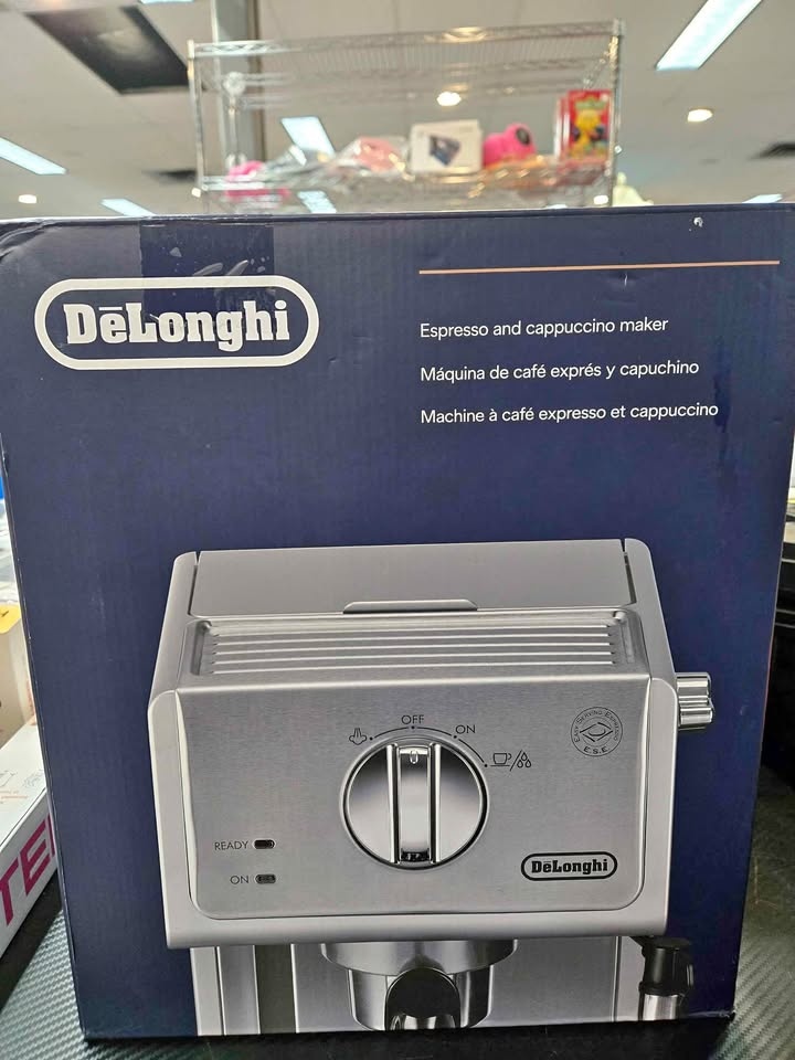 De'Longhi Espresso & Cappuccino Maker