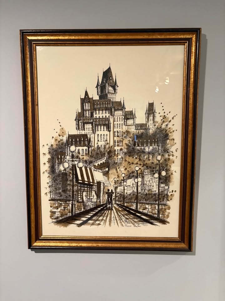 Vintage Framed artwork of Château Frontenac - photo 3