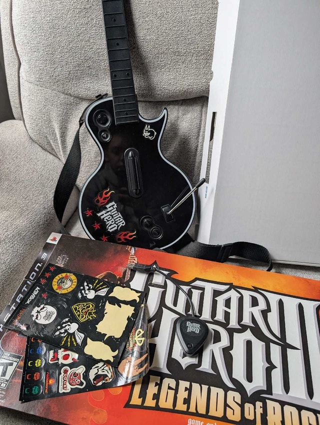 PS3 wireless guitar hero with dongle - photo 4