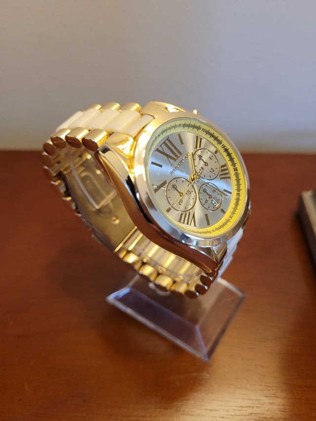 Brand New Women's Yellow Gold Watch - photo 3