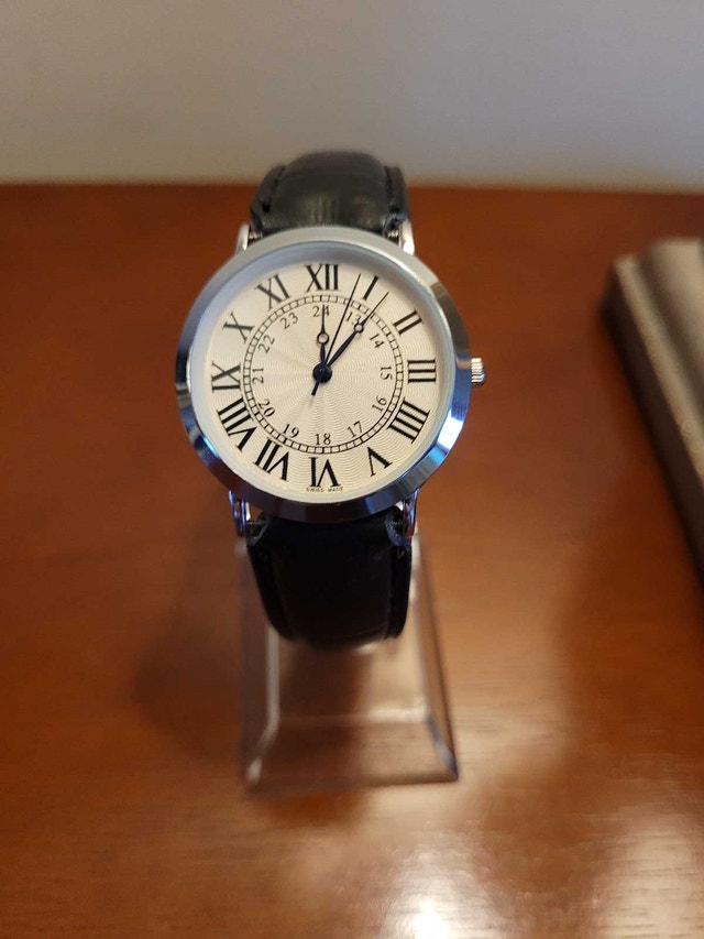Brand New Women's Black Roman Dial Fashion Watch